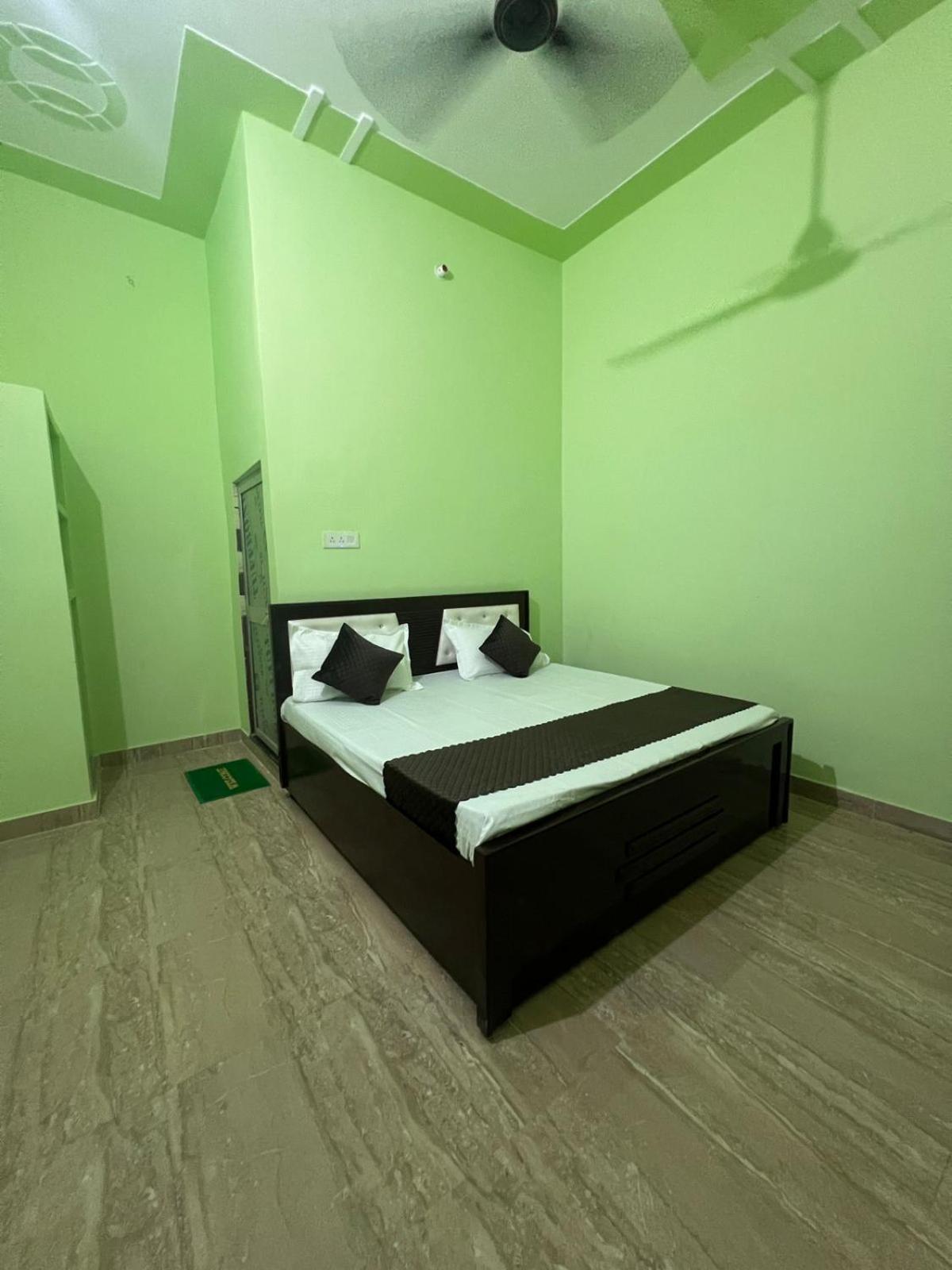 Ayodhya Hotel Vijay Palace מראה חיצוני תמונה