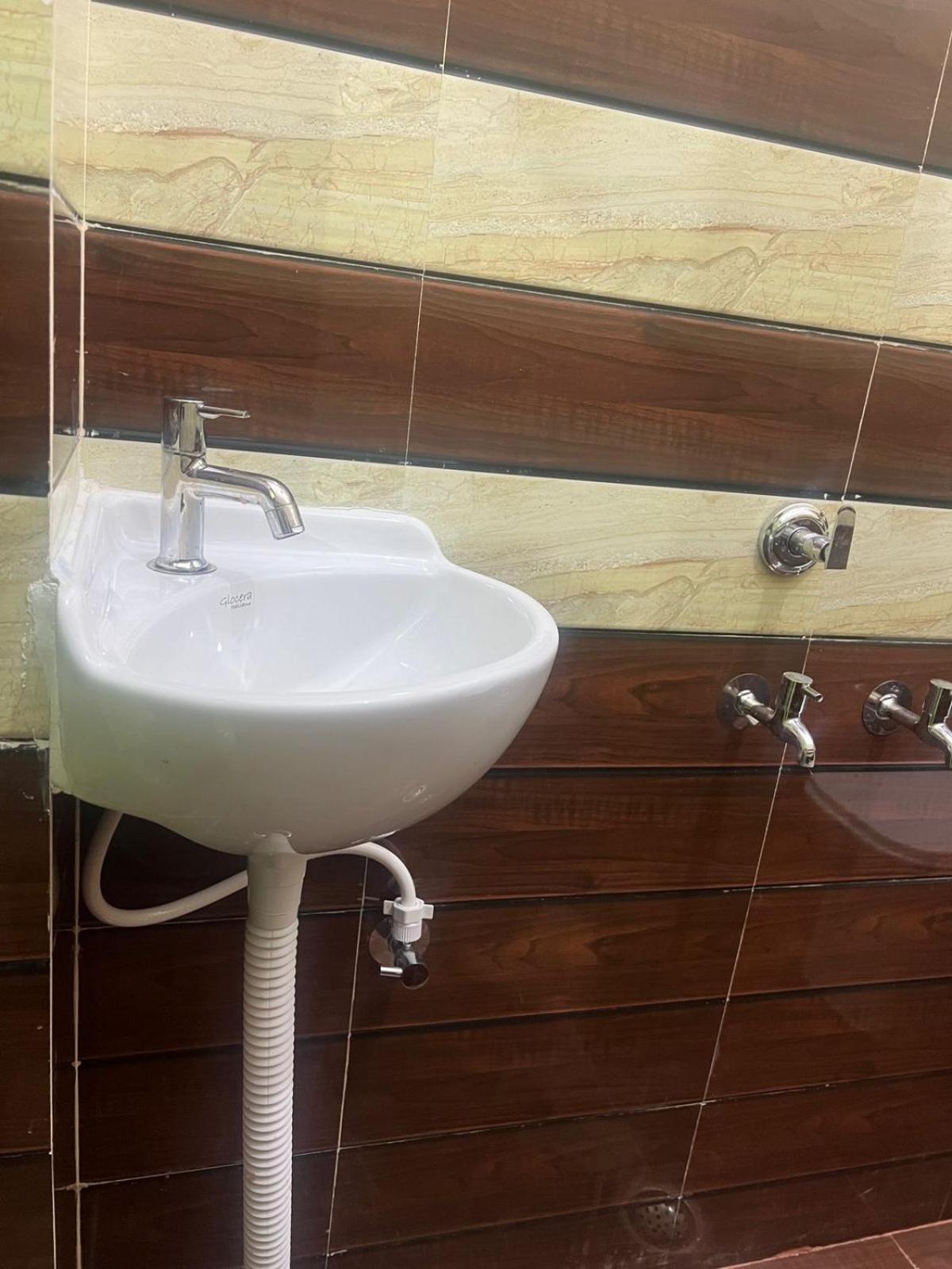 Ayodhya Hotel Vijay Palace מראה חיצוני תמונה