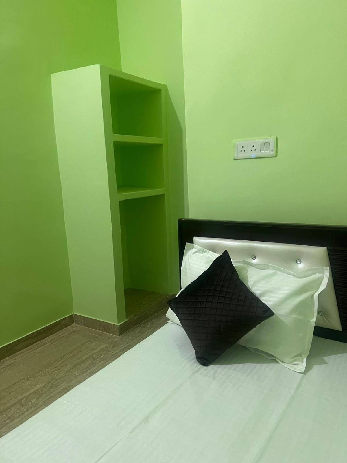 Ayodhya Hotel Vijay Palace מראה חיצוני תמונה